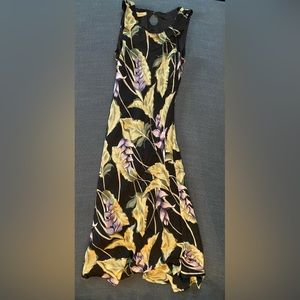 Vintage Tommy Bahama figure skimming, fully lined island dress size S